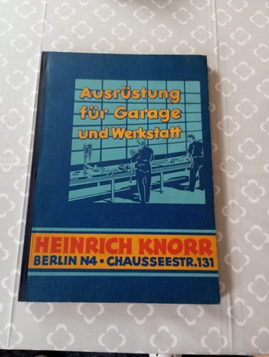 Schöner alter katalog - alter,